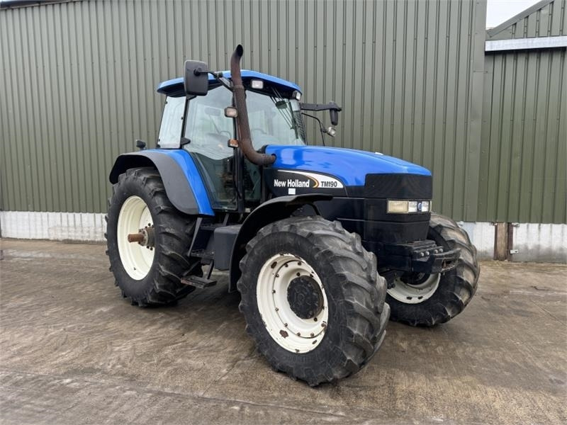 New Holland TM190 - Farm tractor: picture 3 New Holland TM190 - Farm tractor: picture 3