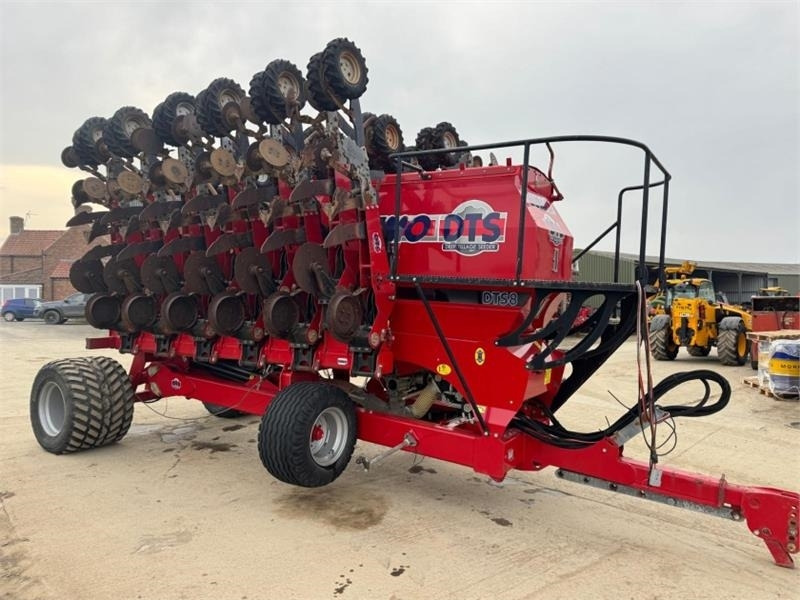 Sumo Sumo 8m DTS Direct Drill - Combine seed drill: picture 5 Sumo Sumo 8m DTS Direct Drill - Combine seed drill: picture 5