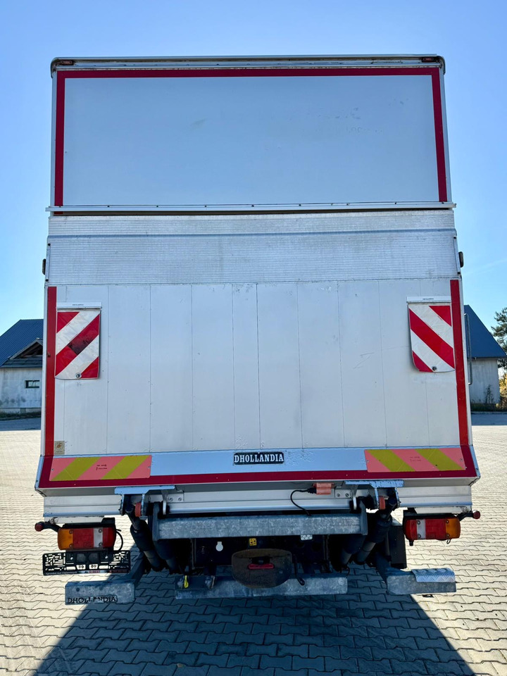 MAN TGM 12.290 / TGL / KONTENER / WINDA / 18 EUROPALET / SYPIALKA / - Box truck: picture 4 MAN TGM 12.290 / TGL / KONTENER / WINDA / 18 EUROPALET / SYPIALKA / - Box truck: picture 4