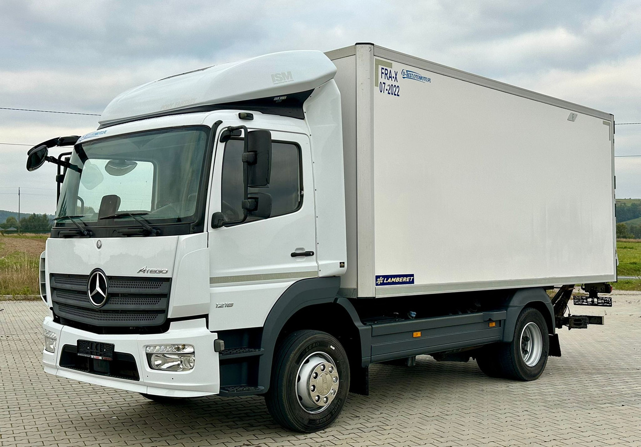 MERCEDES-BENZ ATEGO 1218 / CHŁODNIA / WINDA / 12 PALET / 5.10 M DŁUGOŚCI / AUTOMAT / LAMBERET / 5090 KG ŁADOWNOŚCI - Refrigerator truck: picture 2 MERCEDES-BENZ ATEGO 1218 / CHŁODNIA / WINDA / 12 PALET / 5.10 M DŁUGOŚCI / AUTOMAT / LAMBERET / 5090 KG ŁADOWNOŚCI - Refrigerator truck: picture 2