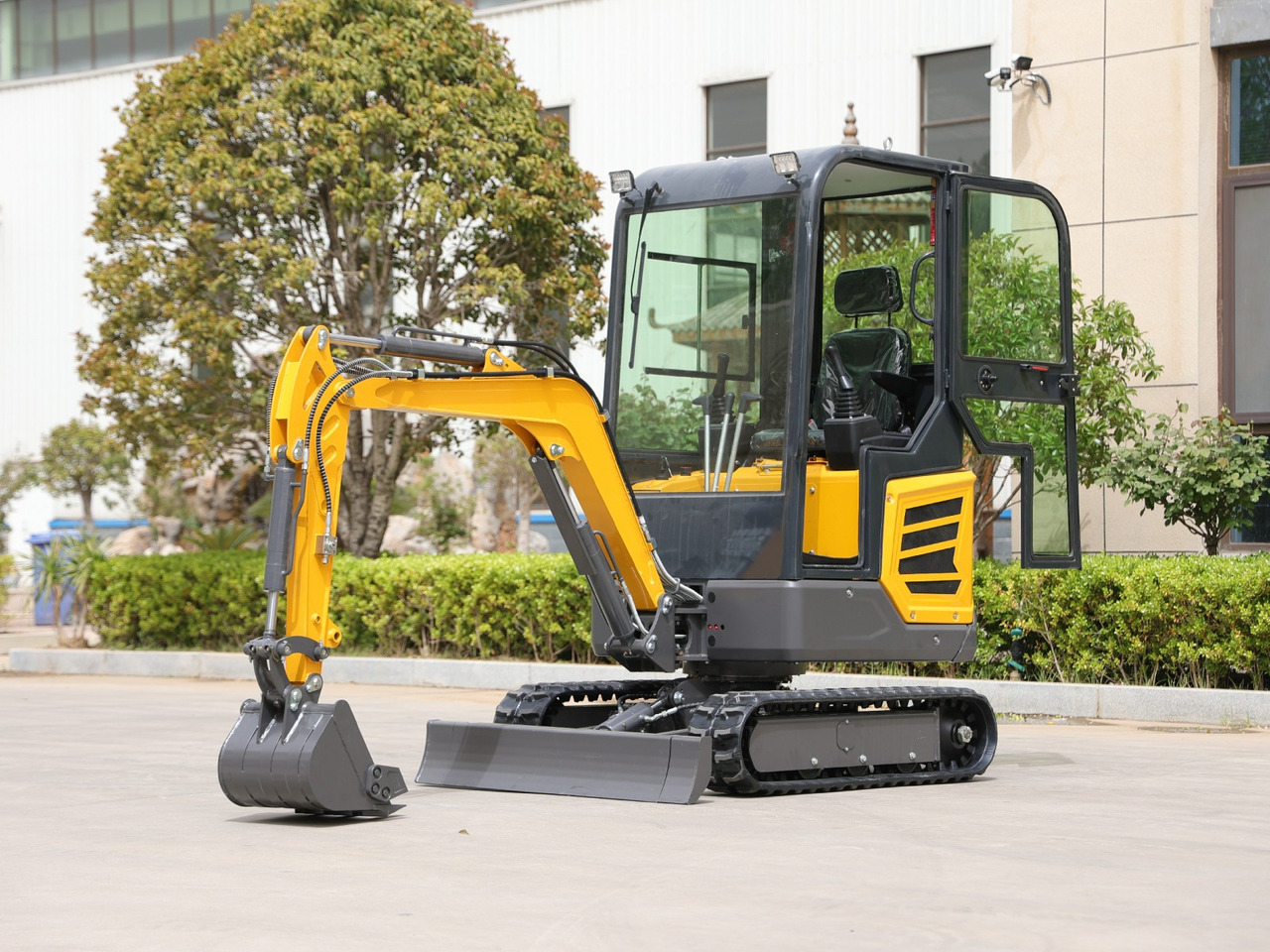 Müller Machinery Diesel Mini excavator 1.8 Ton - Müller Machinery MB 18 - KSH Laidong KB385B Motor - Mini excavator: picture 1 Müller Machinery Diesel Mini excavator 1.8 Ton - Müller Machinery MB 18 - KSH Laidong KB385B Motor - Mini excavator: picture 1