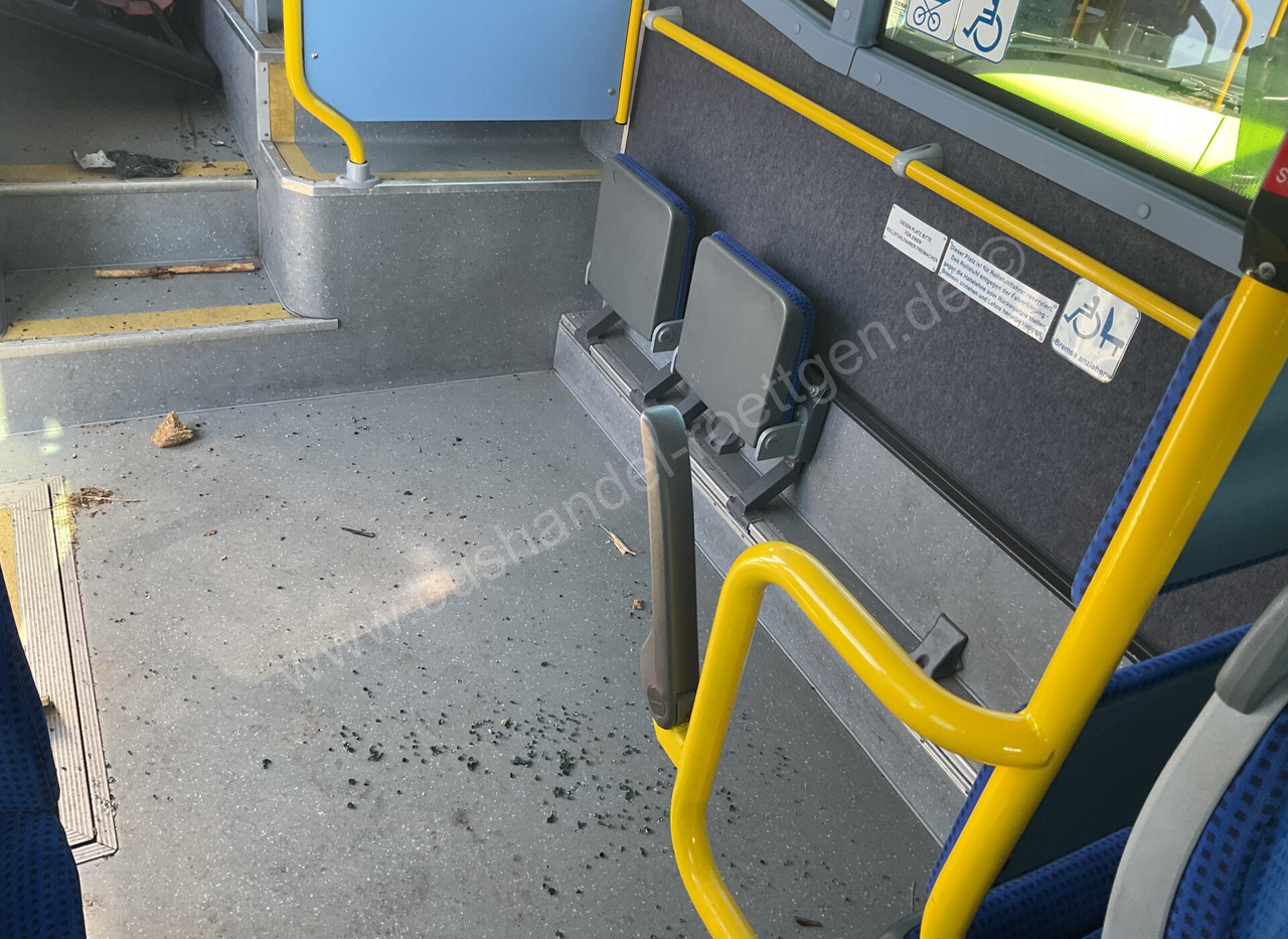 City bus Iveco Crossway LE: picture 18