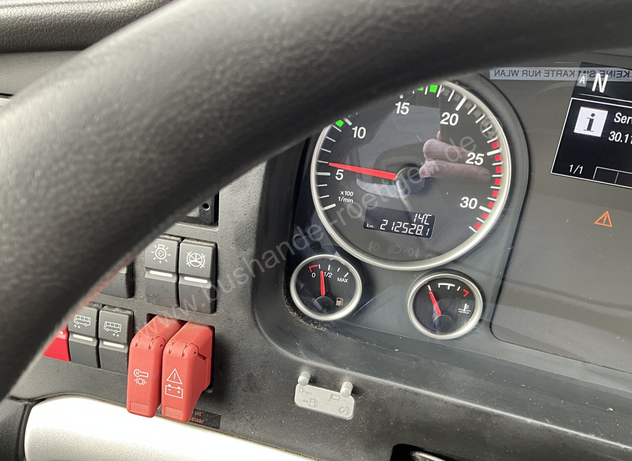 Coach MAN R 10 Lion´s Coach: picture 20