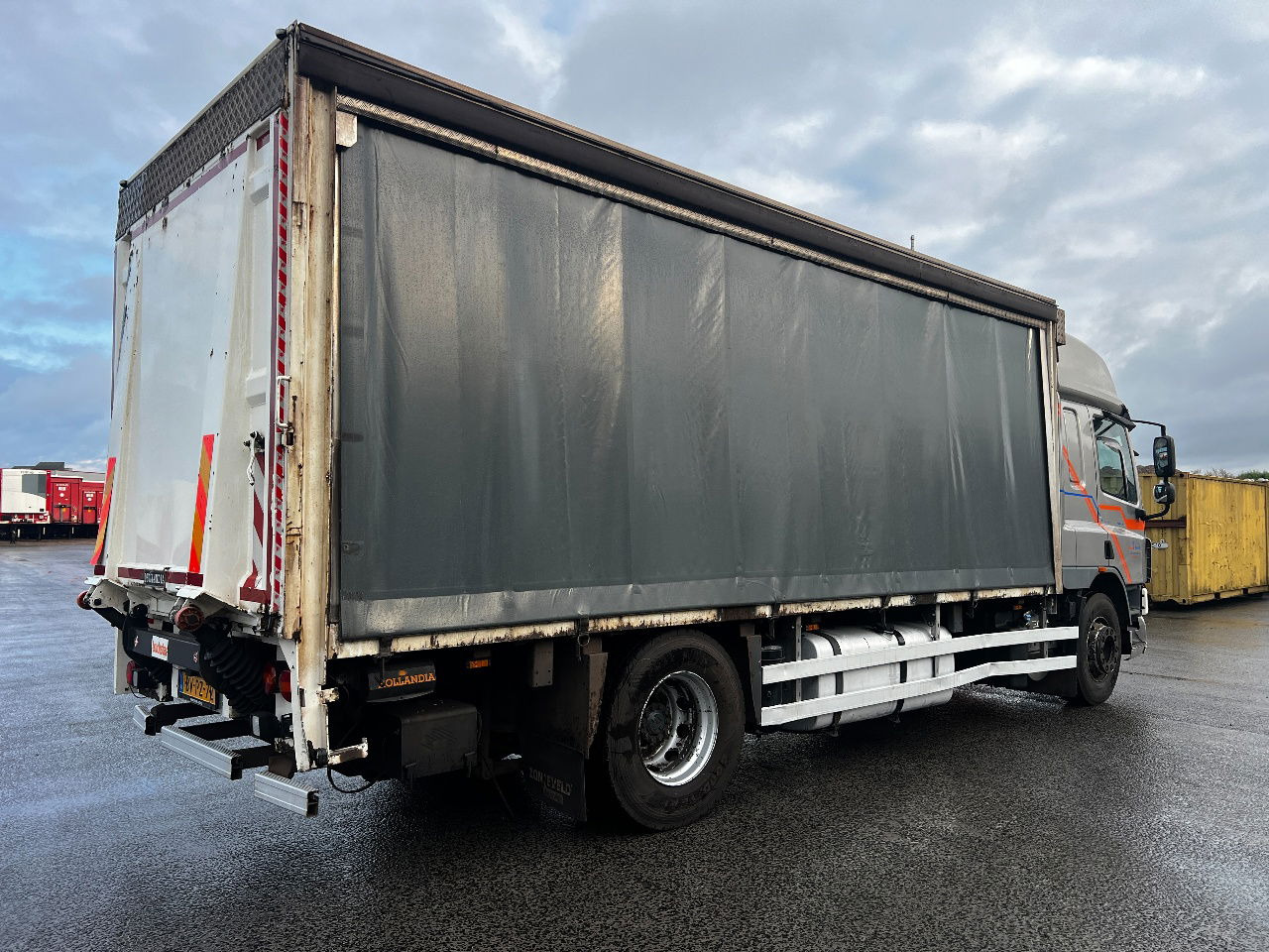 DAF CF 75.250 SC, Euro 5 - Curtainsider truck: picture 3 DAF CF 75.250 SC, Euro 5 - Curtainsider truck: picture 3