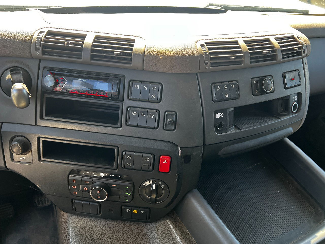 Tractor unit DAF CF 480 SC, MX13: picture 10
