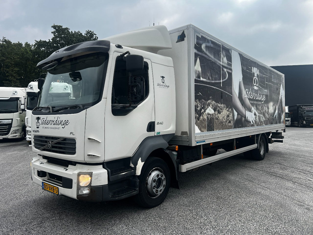 Volvo FL 12.240 Euro 5, NL truck - Box truck: picture 1 Volvo FL 12.240 Euro 5, NL truck - Box truck: picture 1