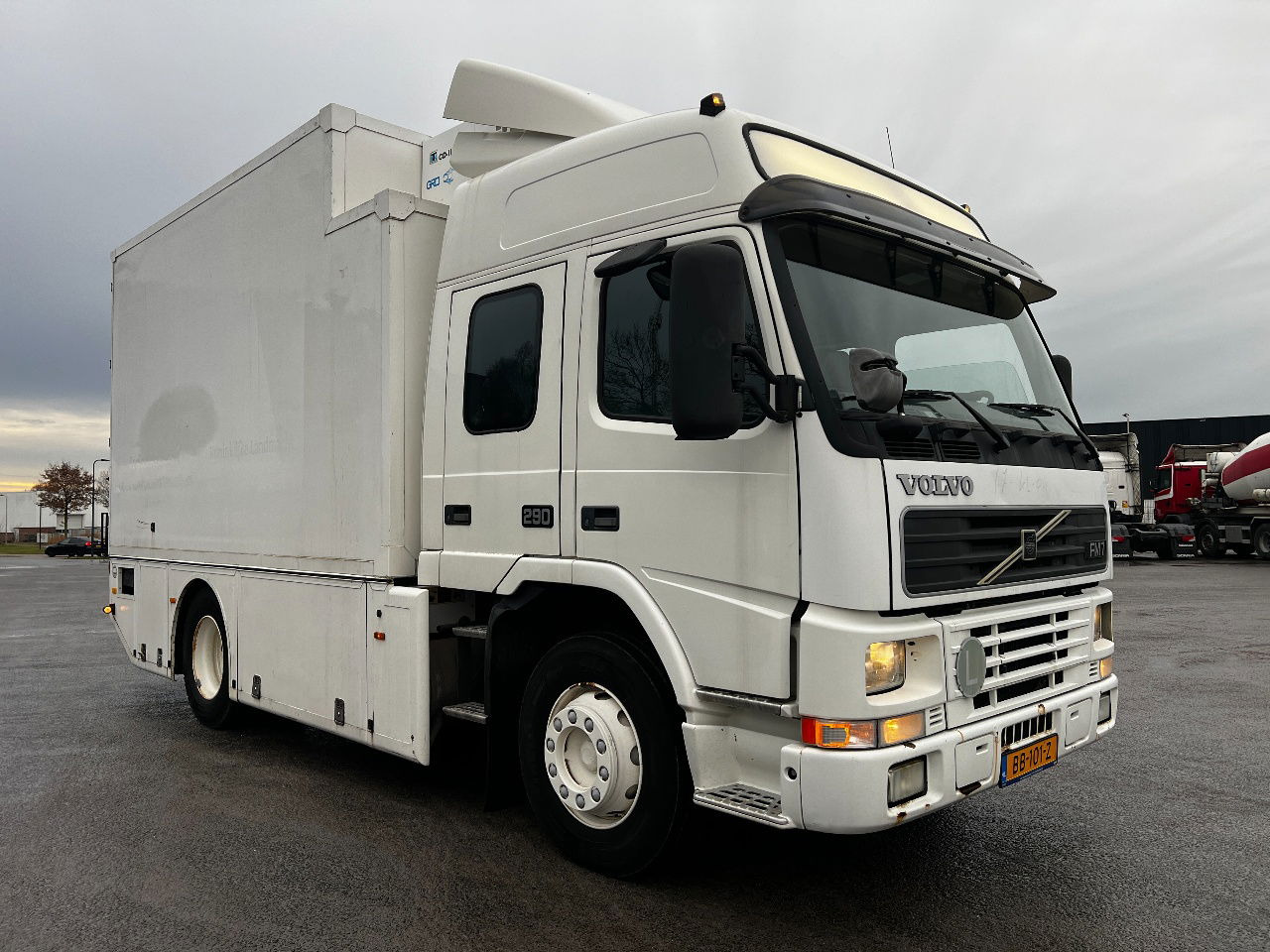 Volvo FM 7.290 - Refrigerator truck: picture 2 Volvo FM 7.290 - Refrigerator truck: picture 2