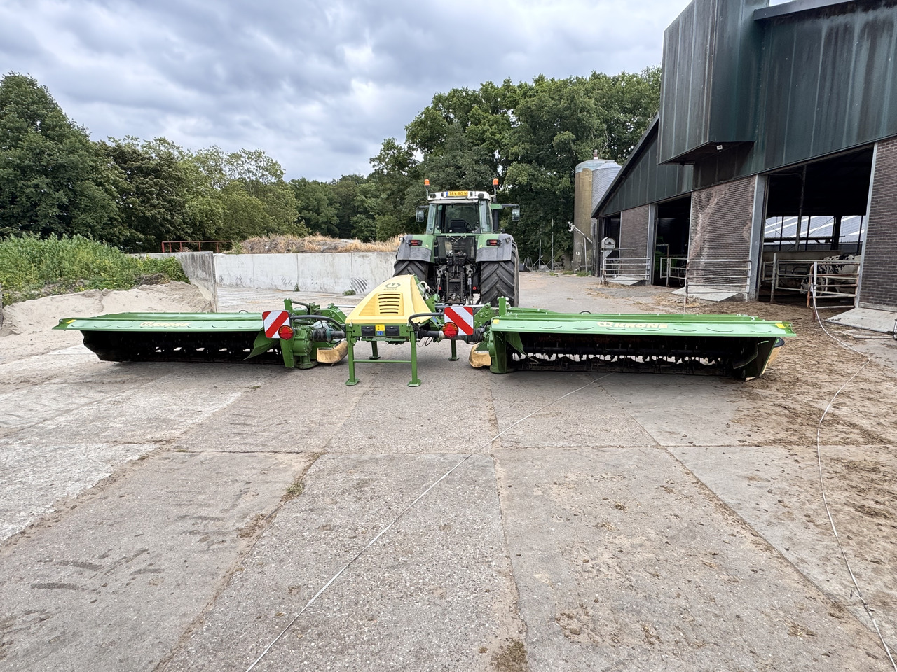 KRONE Easycut B1000 CV + F360 CV - Mower: picture 4 KRONE Easycut B1000 CV + F360 CV - Mower: picture 4