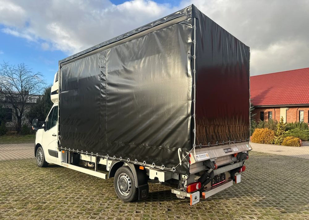 Renault Master - Curtain side van: picture 3 Renault Master - Curtain side van: picture 3