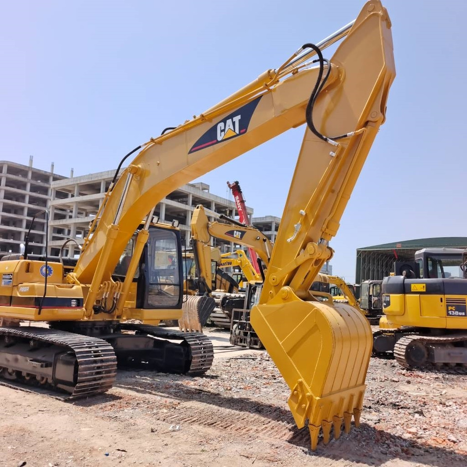 CAT 320 B L - Crawler excavator: picture 4 CAT 320 B L - Crawler excavator: picture 4