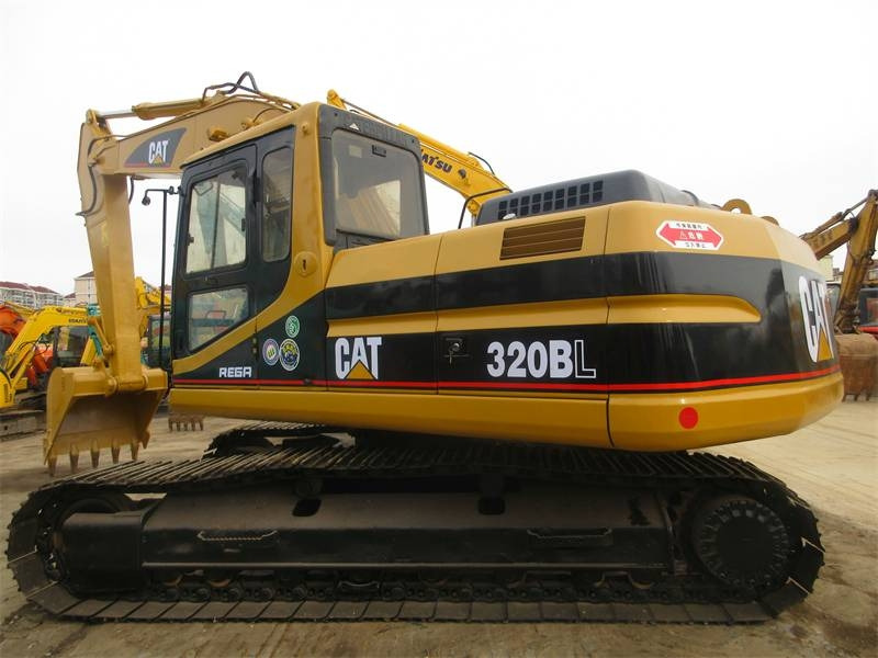 Crawler excavator CAT 320 B L: picture 1