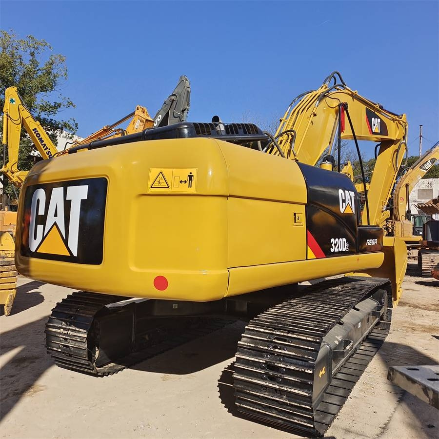 CAT 320D2 - Crawler excavator: picture 1 CAT 320D2 - Crawler excavator: picture 1