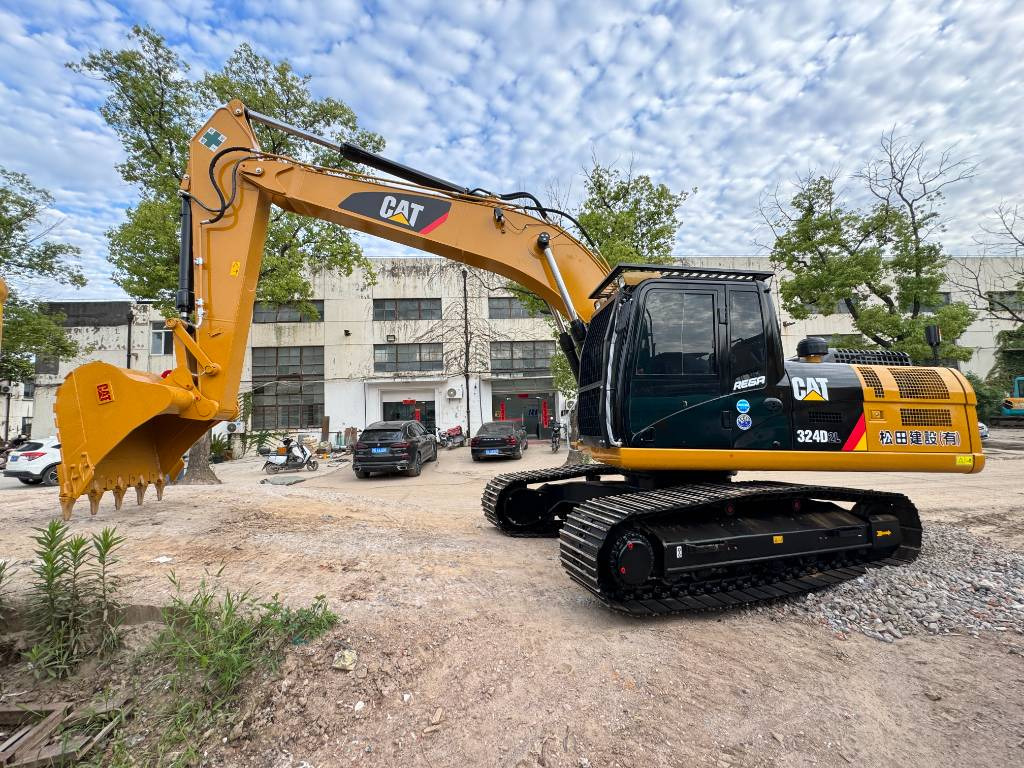 CAT 324 D2 L - Crawler excavator: picture 2 CAT 324 D2 L - Crawler excavator: picture 2
