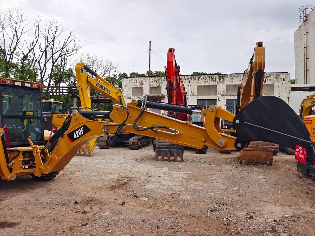 CAT 420 F - Backhoe loader: picture 3 CAT 420 F - Backhoe loader: picture 3