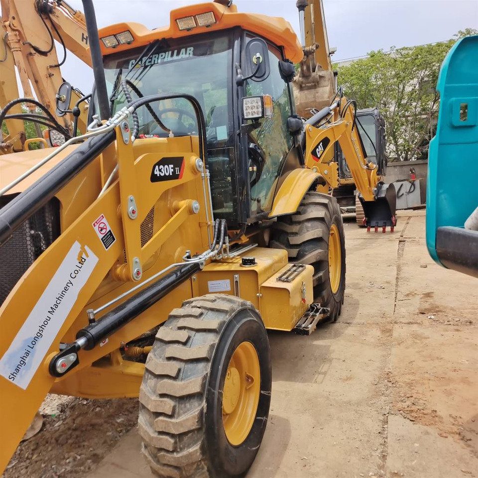 CAT 430 F 100% New - Backhoe loader: picture 3 CAT 430 F 100% New - Backhoe loader: picture 3