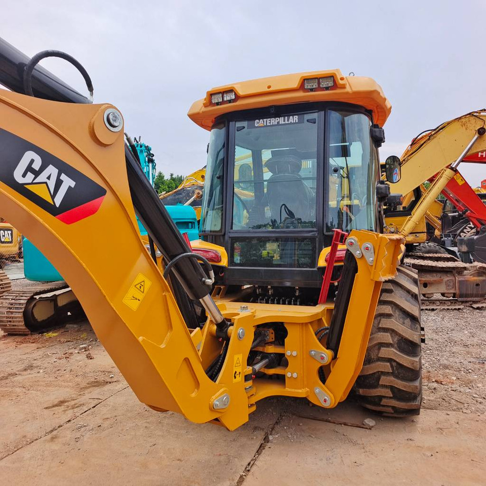 CAT 430 F 100% New - Backhoe loader: picture 5 CAT 430 F 100% New - Backhoe loader: picture 5