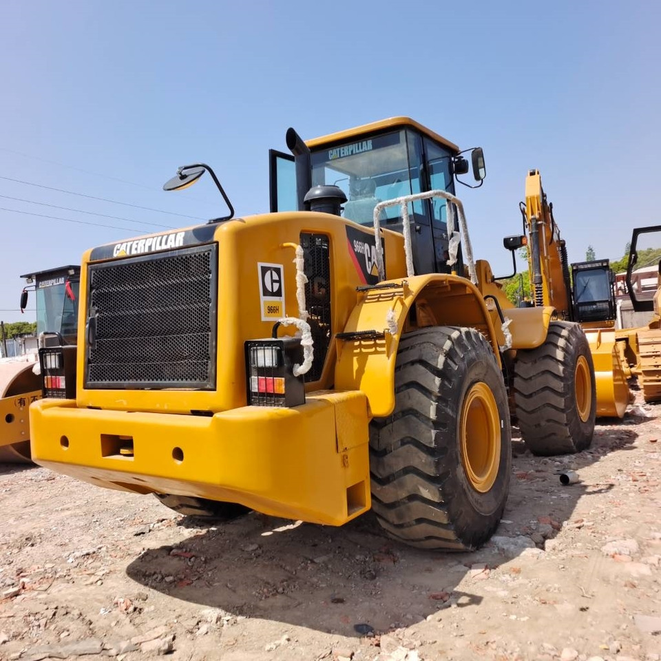 CAT 966H - Wheel loader: picture 2 CAT 966H - Wheel loader: picture 2
