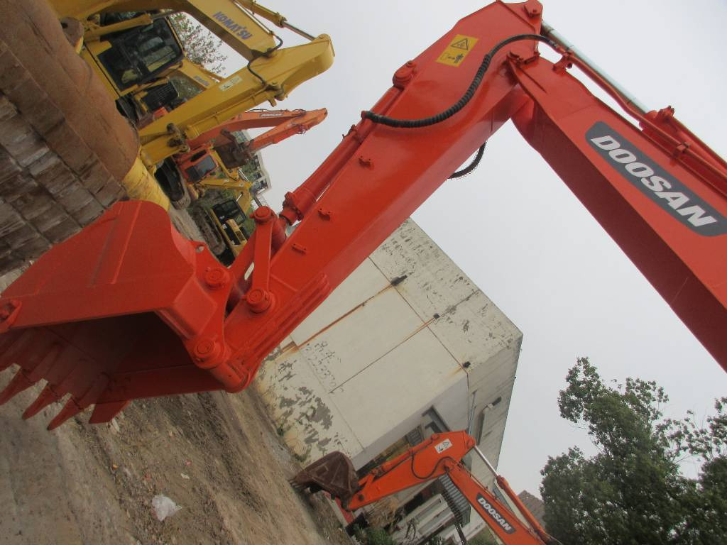 Doosan DH 150 LC-7 - Wheel excavator: picture 5 Doosan DH 150 LC-7 - Wheel excavator: picture 5