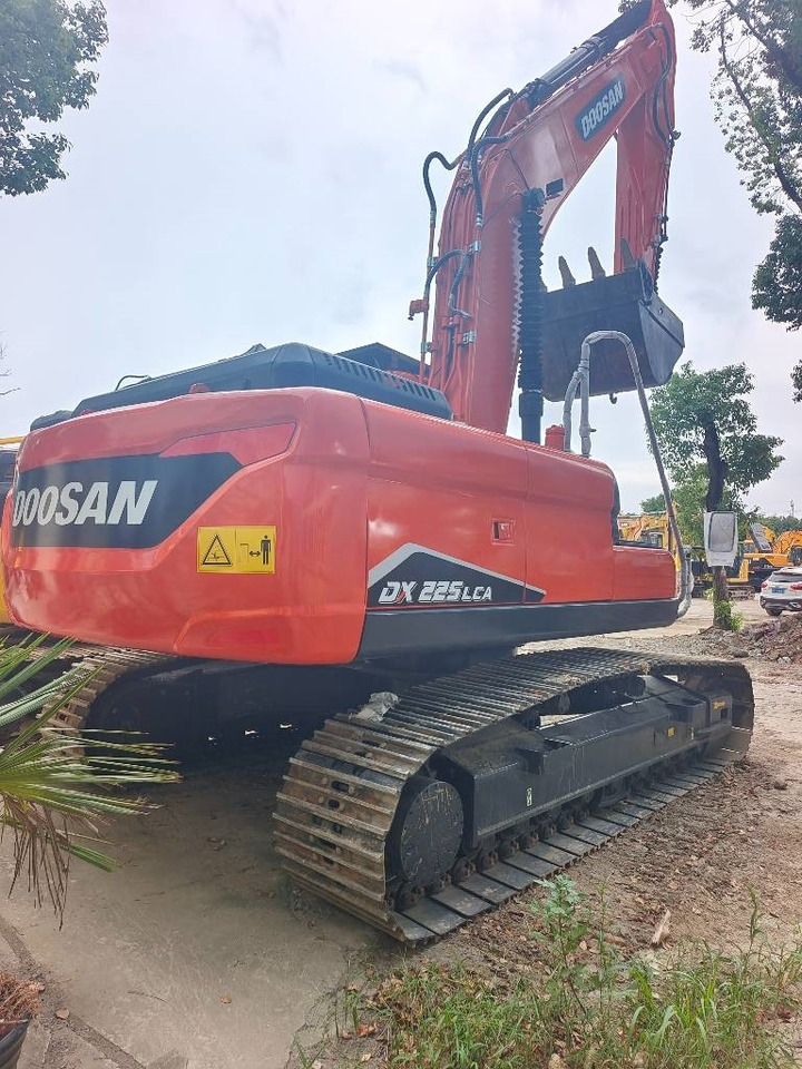 Doosan DX 225 LC - Crawler excavator: picture 2 Doosan DX 225 LC - Crawler excavator: picture 2