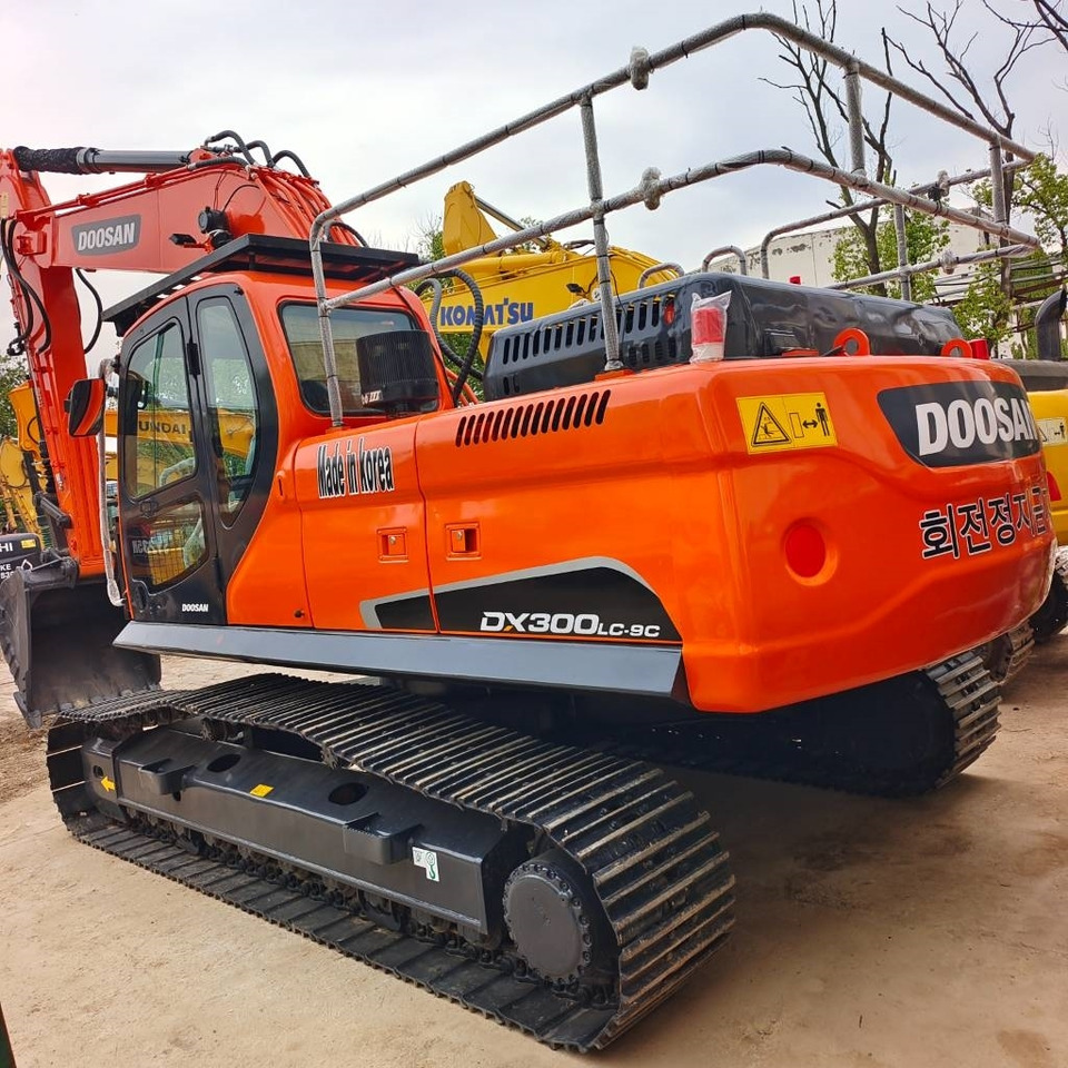 Doosan DX 300 - Crawler excavator: picture 4 Doosan DX 300 - Crawler excavator: picture 4