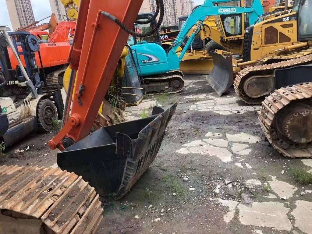 Hitachi EX 120-3 - Crawler excavator: picture 4 Hitachi EX 120-3 - Crawler excavator: picture 4