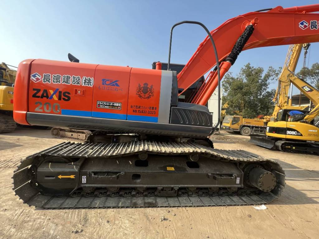 Hitachi ZX 200-3 G - Crawler excavator: picture 4 Hitachi ZX 200-3 G - Crawler excavator: picture 4
