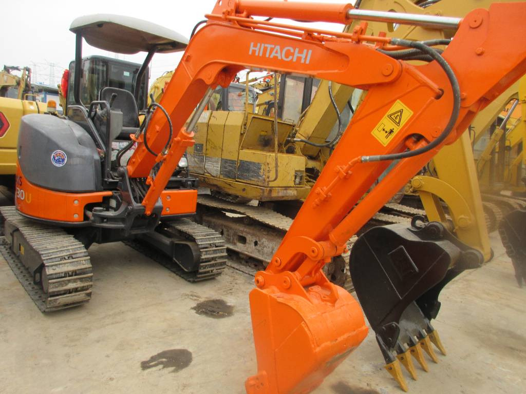 Hitachi ZX 30 U - Mini excavator: picture 1 Hitachi ZX 30 U - Mini excavator: picture 1