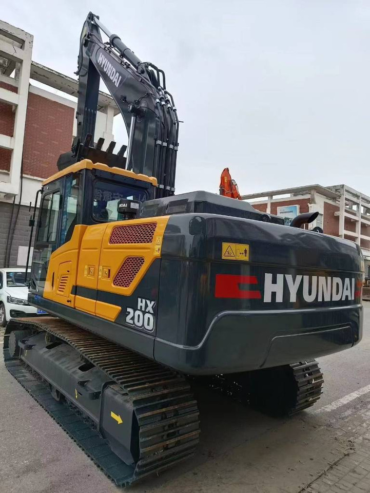 Hyundai 100% new Hyundai HX 220 - Crawler excavator: picture 1 Hyundai 100% new Hyundai HX 220 - Crawler excavator: picture 1