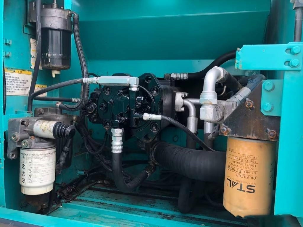 Kobelco SK 210 - Crawler excavator: picture 5 Kobelco SK 210 - Crawler excavator: picture 5