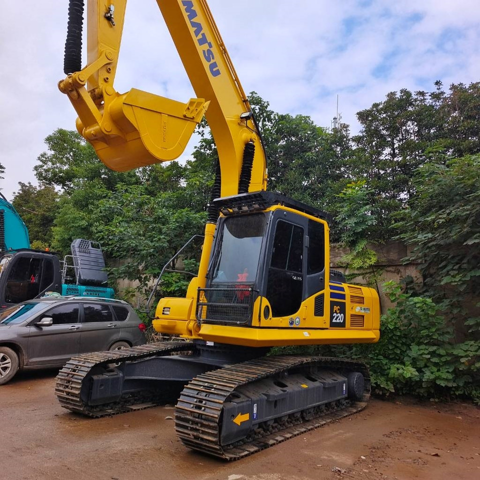 Komatsu PC 220-8 - Crawler excavator: picture 2 Komatsu PC 220-8 - Crawler excavator: picture 2