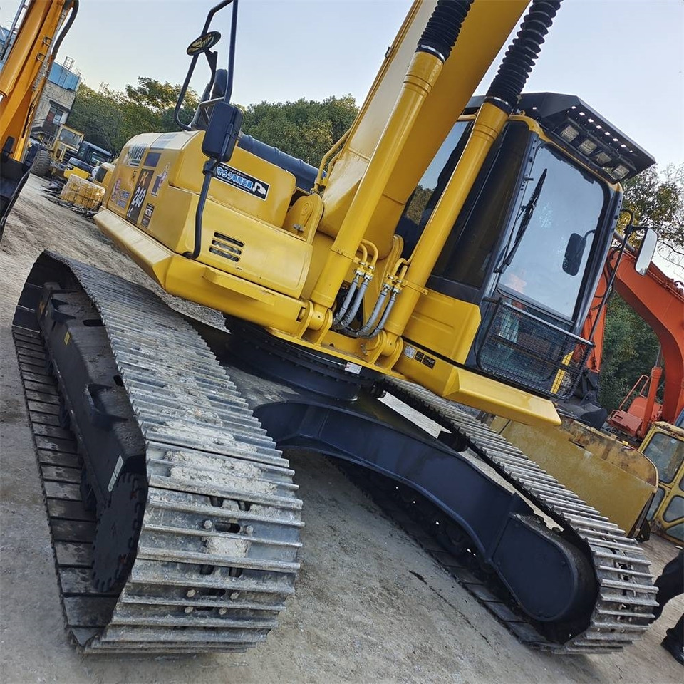 Komatsu PC 240 leasing Komatsu PC 240: picture 8