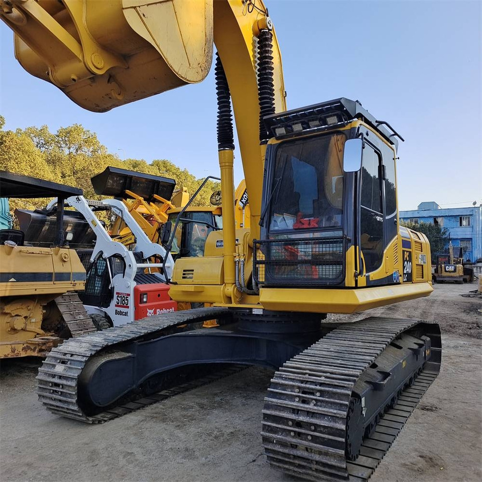 Komatsu PC 240 - Crawler excavator: picture 1 Komatsu PC 240 - Crawler excavator: picture 1