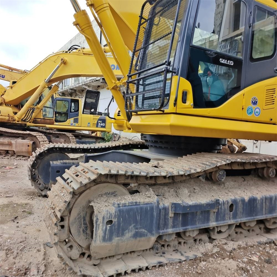 Komatsu PC 400 - Crawler excavator: picture 3 Komatsu PC 400 - Crawler excavator: picture 3
