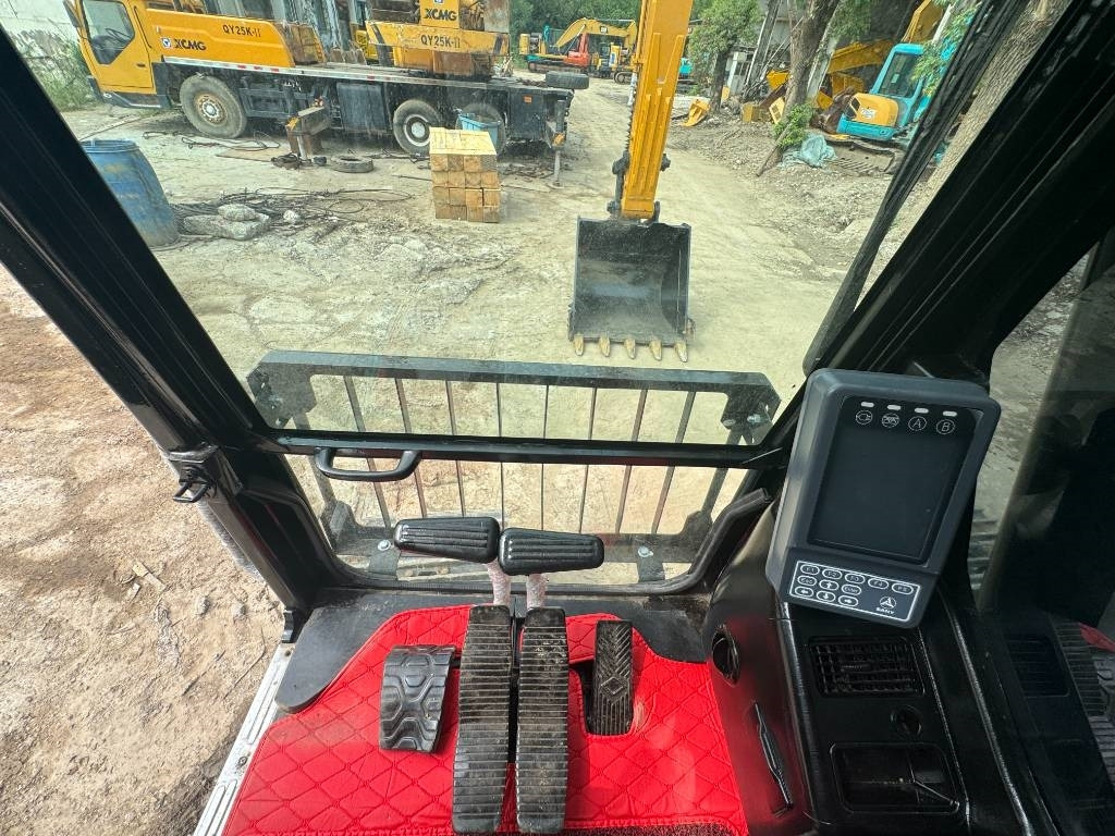 Sany SY 215 H - Crawler excavator: picture 5 Sany SY 215 H - Crawler excavator: picture 5