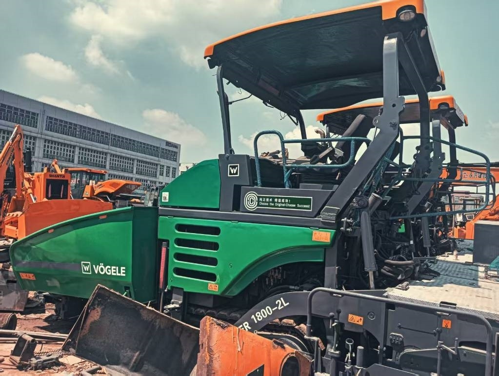 Vögele 1800-3 - Asphalt paver: picture 3 Vögele 1800-3 - Asphalt paver: picture 3
