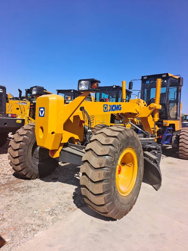 XCMG GR 180 - Grader: picture 1 XCMG GR 180 - Grader: picture 1