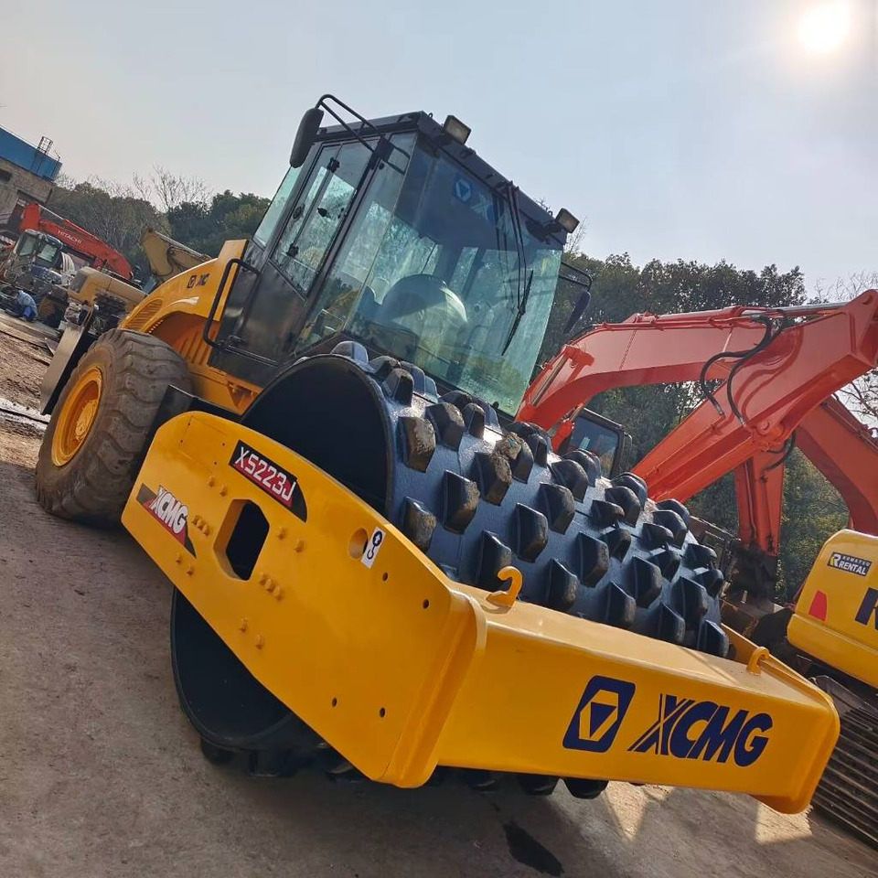 XCMG XS 223 J - Compactor: picture 1 XCMG XS 223 J - Compactor: picture 1