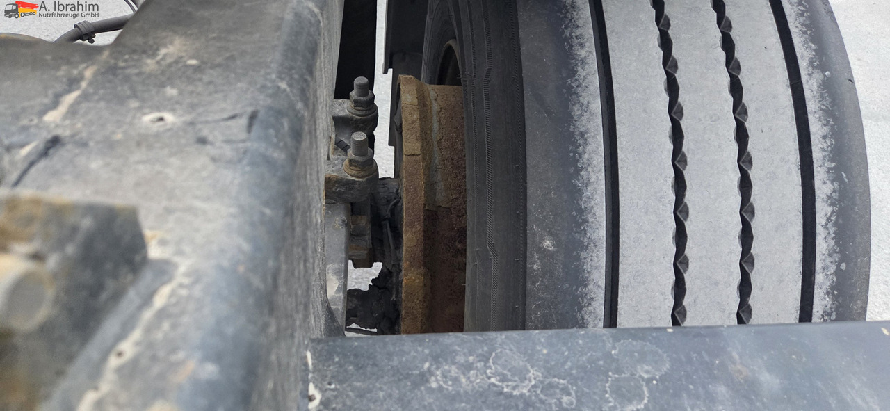 Göppl Soest BDF Lafette mit LBW Zustand normal - Container transporter/ Swap body trailer: picture 4 Göppl Soest BDF Lafette mit LBW Zustand normal - Container transporter/ Swap body trailer: picture 4