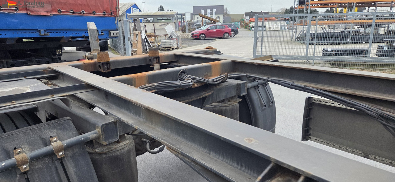 Göppl Soest BDF Lafette mit LBW Zustand normal - Container transporter/ Swap body trailer: picture 2 Göppl Soest BDF Lafette mit LBW Zustand normal - Container transporter/ Swap body trailer: picture 2