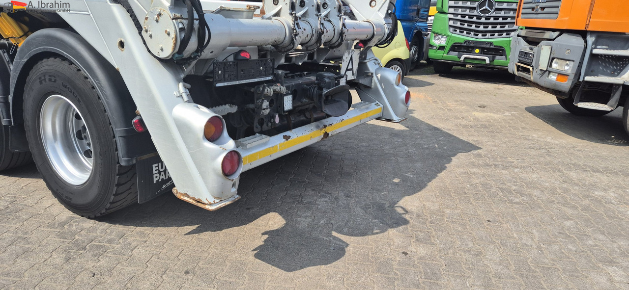 Mercedes-Benz 2546 L Meiller Absetzkipper 6x2, Vorlauf-Lenkachse, mp3 - Skip loader truck: picture 4 Mercedes-Benz 2546 L Meiller Absetzkipper 6x2, Vorlauf-Lenkachse, mp3 - Skip loader truck: picture 4