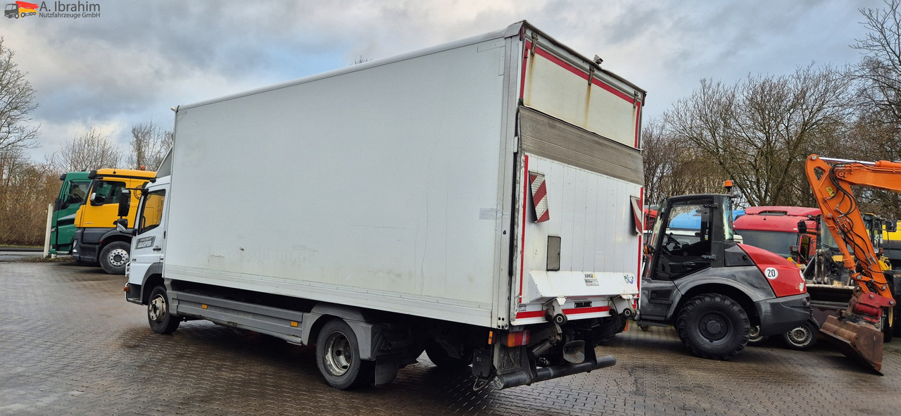 Closed box van Mercedes-Benz 818L LBW, Luftfederung: picture 10