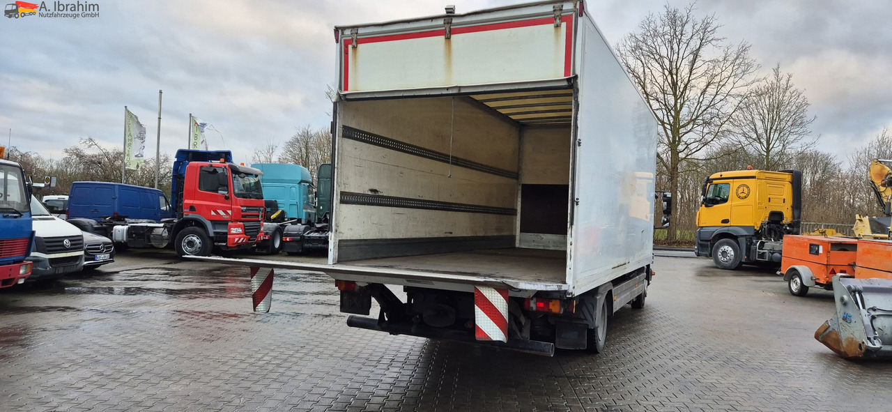 Closed box van Mercedes-Benz 818L LBW, Luftfederung: picture 13