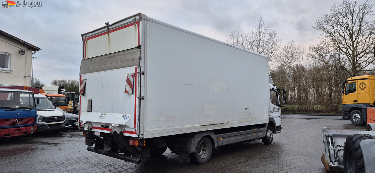 Closed box van Mercedes-Benz 818L LBW, Luftfederung: picture 12