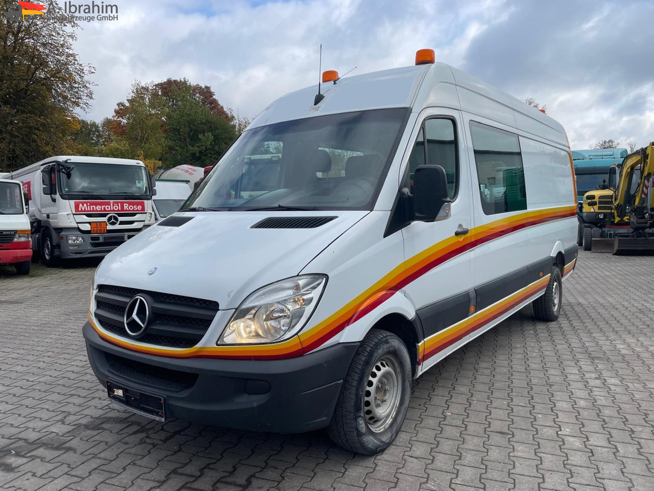 Mercedes-Benz Sprinter DB 319 CDI Geschlossen Kasten | 15 m³ | V6 | 4.5 m Radstand - Panel van: picture 1 Mercedes-Benz Sprinter DB 319 CDI Geschlossen Kasten | 15 m³ | V6 | 4.5 m Radstand - Panel van: picture 1