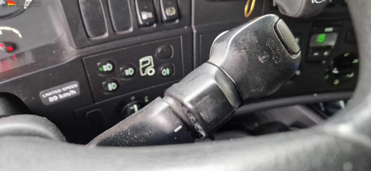 Scania R410 Retarder, Klima, Standklima Top Zustand!! - Curtainsider truck: picture 2 Scania R410 Retarder, Klima, Standklima Top Zustand!! - Curtainsider truck: picture 2