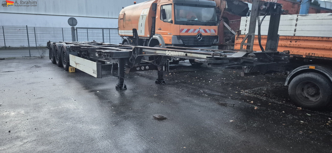 Schmitz SCF24 2x20,30,40,45 ft Multichassis, ausziehbar - Container transporter/ Swap body semi-trailer: picture 1 Schmitz SCF24 2x20,30,40,45 ft Multichassis, ausziehbar - Container transporter/ Swap body semi-trailer: picture 1