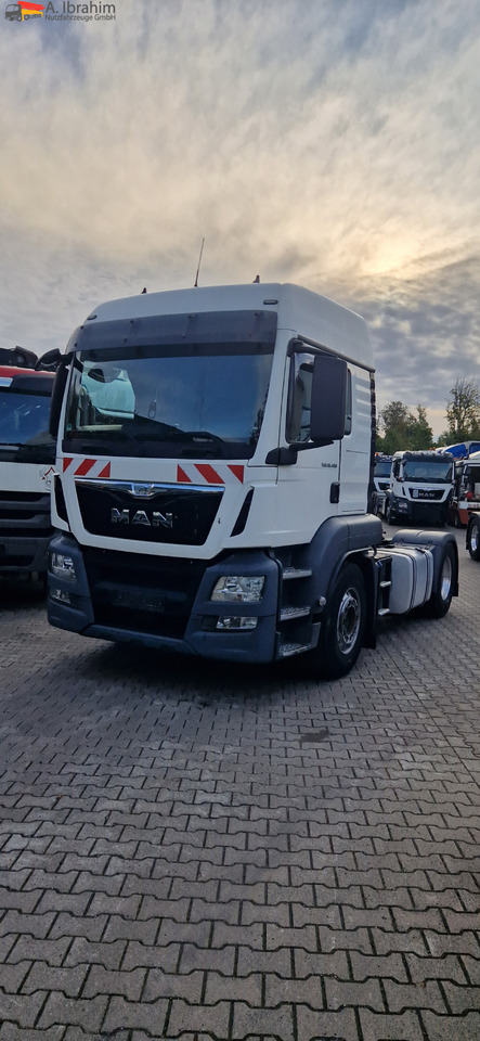 MAN TGS 18.400 PTO für Kompressor Retarder, Navi - Tractor unit: picture 1 MAN TGS 18.400 PTO für Kompressor Retarder, Navi - Tractor unit: picture 1