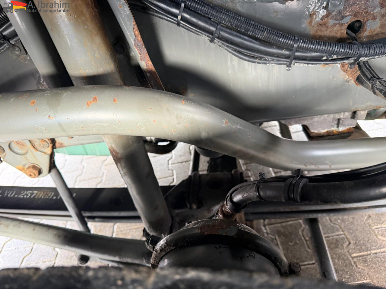 Hook lift truck Volvo FH12-420 8x2 Fahrzeugpapiere Schweiz: picture 6 Hook lift truck Volvo FH12-420 8x2 Fahrzeugpapiere Schweiz: picture 6