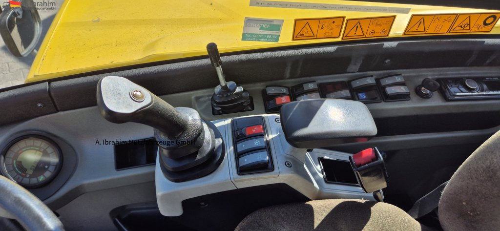 Wacker Neuson 6503 E05-07 hydr. Schnellwechsler mit Oilquick - Wheel excavator: picture 5 Wacker Neuson 6503 E05-07 hydr. Schnellwechsler mit Oilquick - Wheel excavator: picture 5