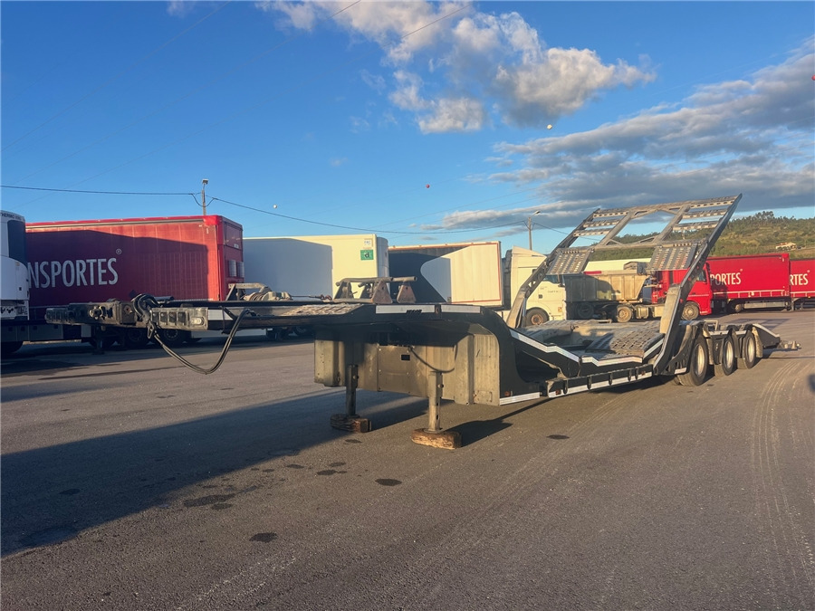 FMS FS3 - Autotransporter semi-trailer: picture 1 FMS FS3 - Autotransporter semi-trailer: picture 1